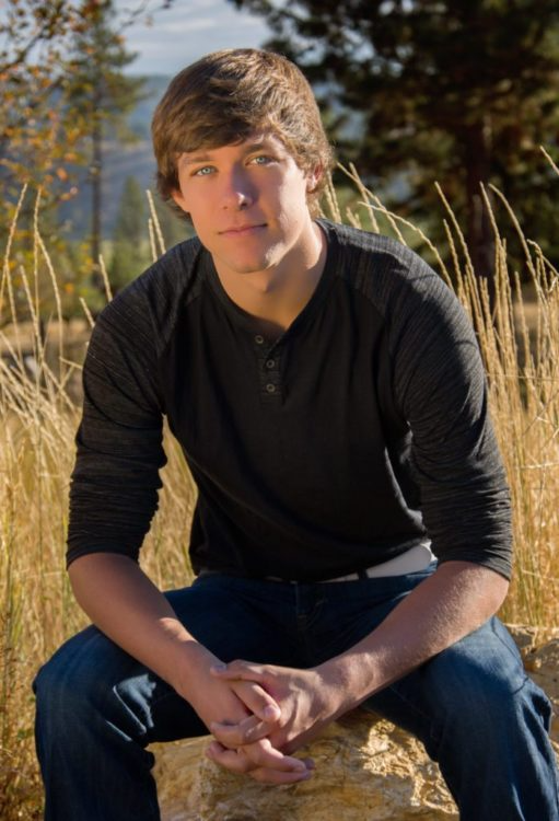 10 Senior Portrait and Photography Styles