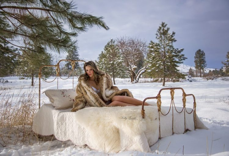 Getting Ready for Your First Boudoir Shoot: What You Need to Know