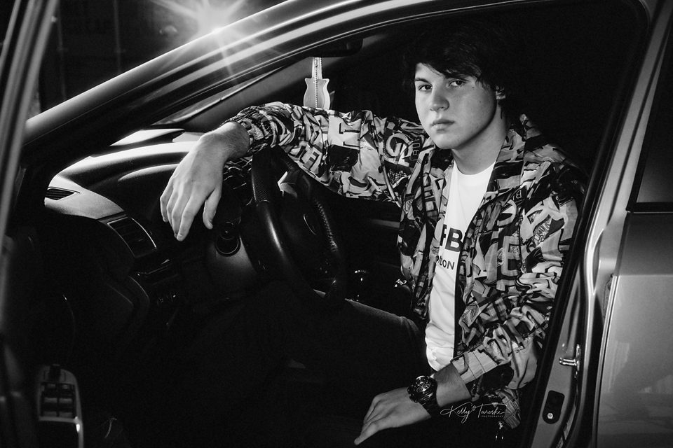 How to Take Stunning Car Senior Pictures